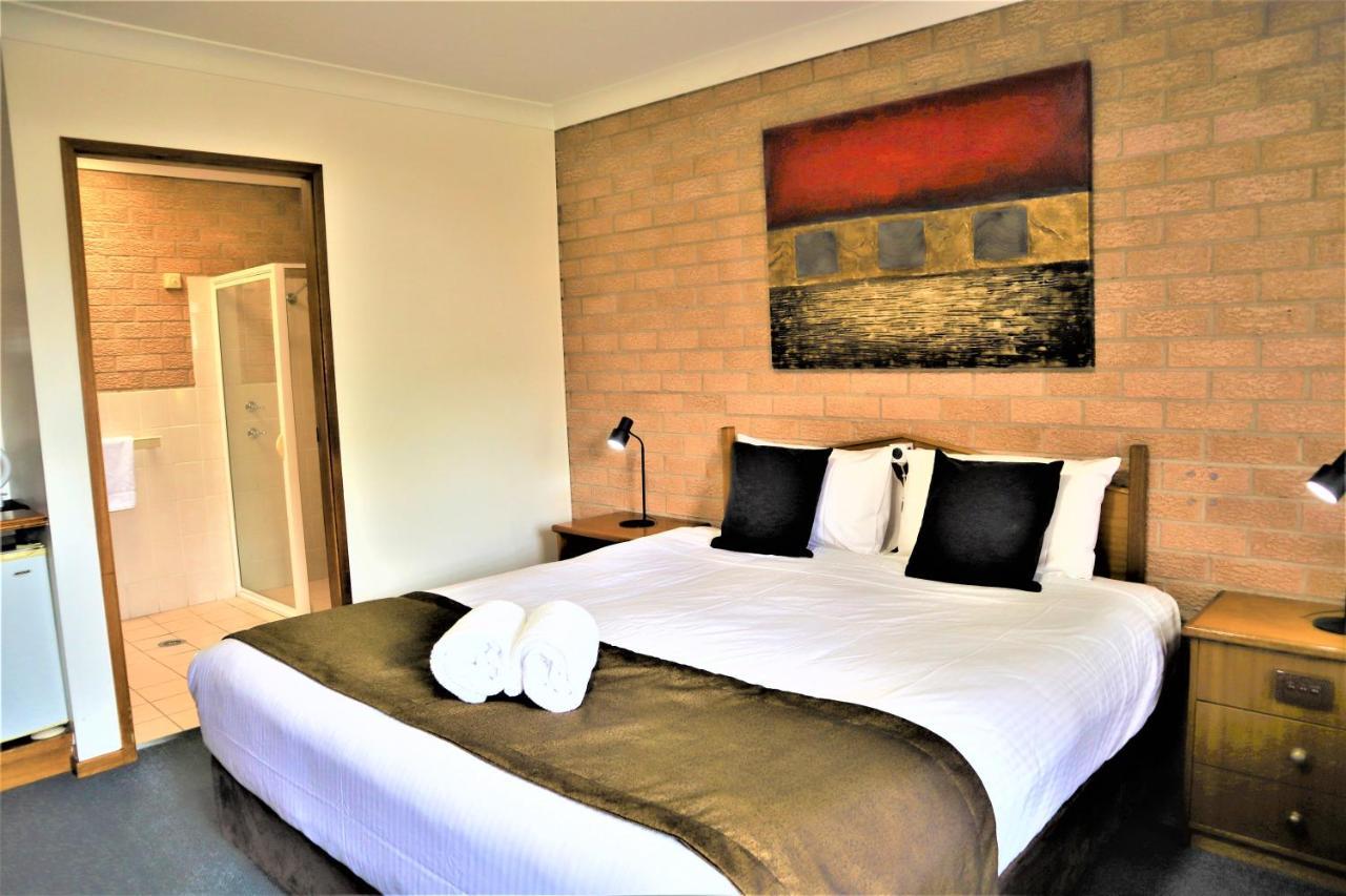 Golden Chain Aalana Motor Inn Cowra Eksteriør bilde